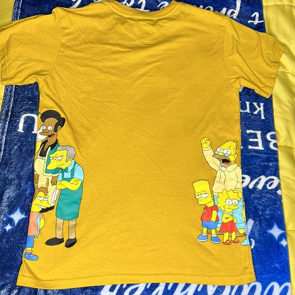 Simpsons graphic tee - Picture 7 of 9